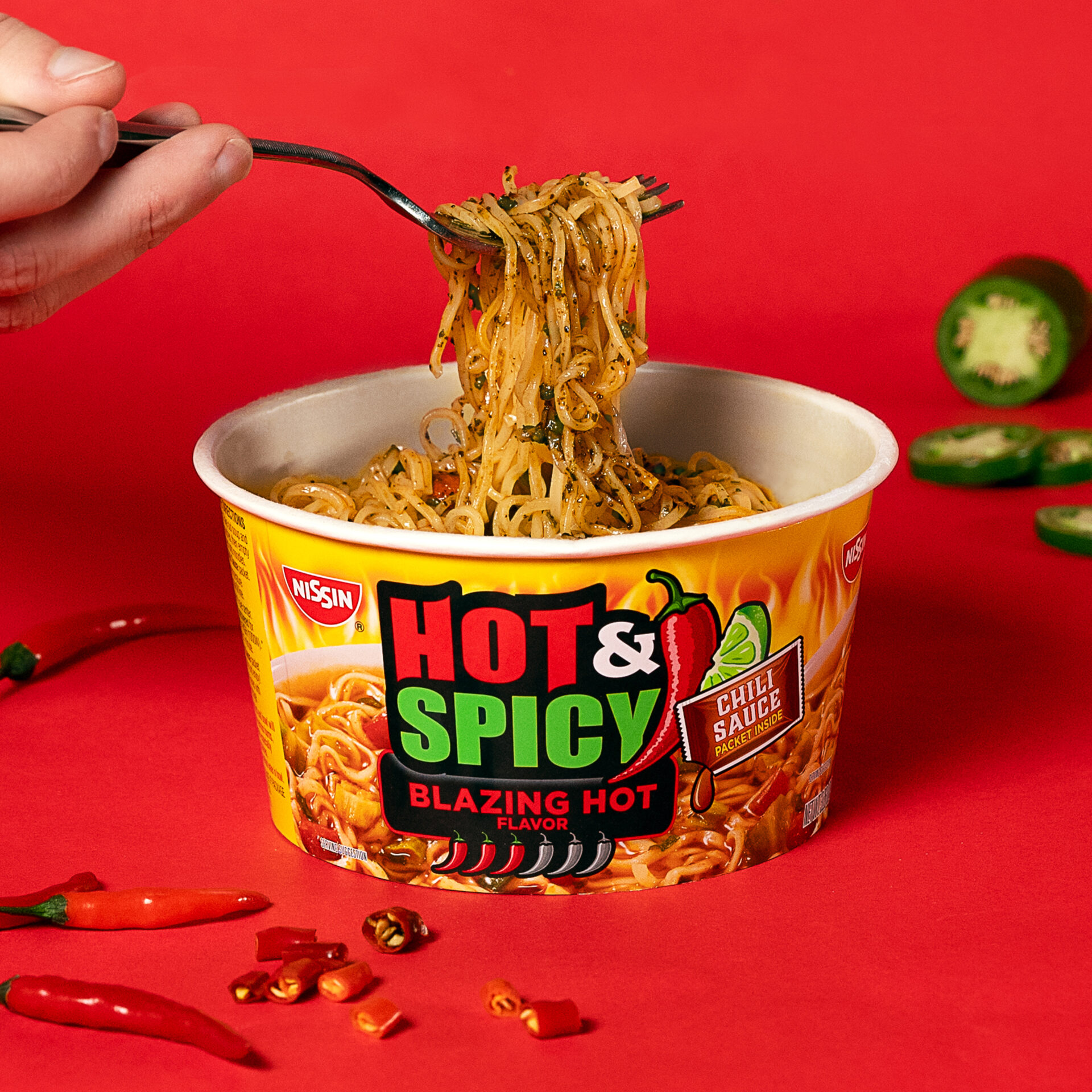 NISSIN HOT & SPICY KOREAN VEG 80G