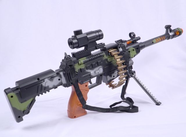 Toyshine Army Style Toy Gun with Music, Lights and Laser Light (4 - 8 years)