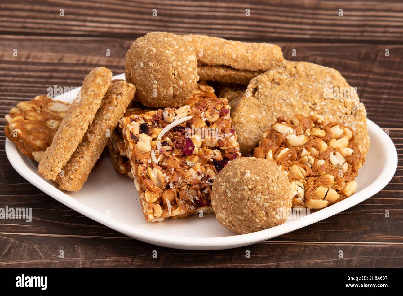 Gur Roll Gajak/Patti Gulab