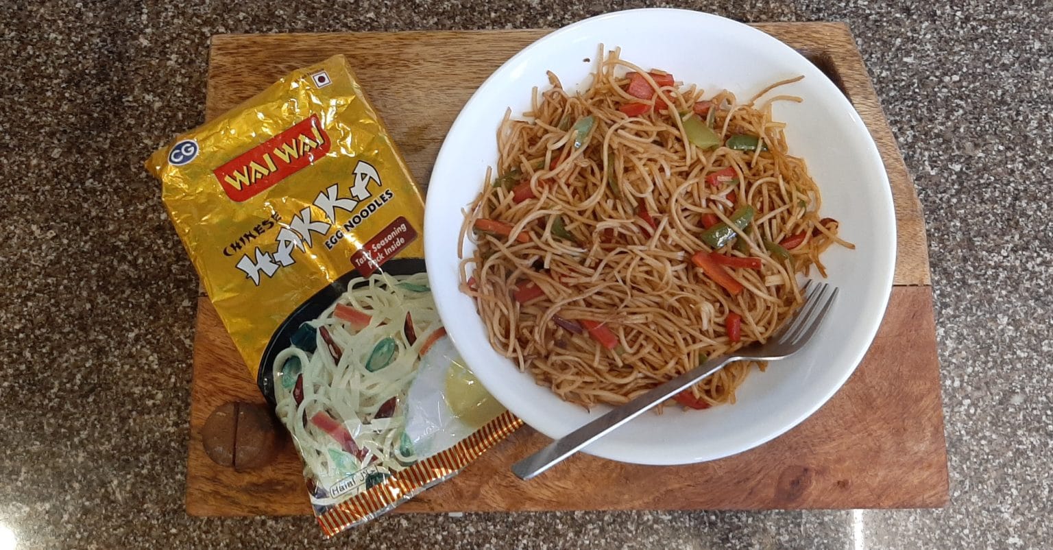 Wai Wai Chinese Hakka Egg Noodles